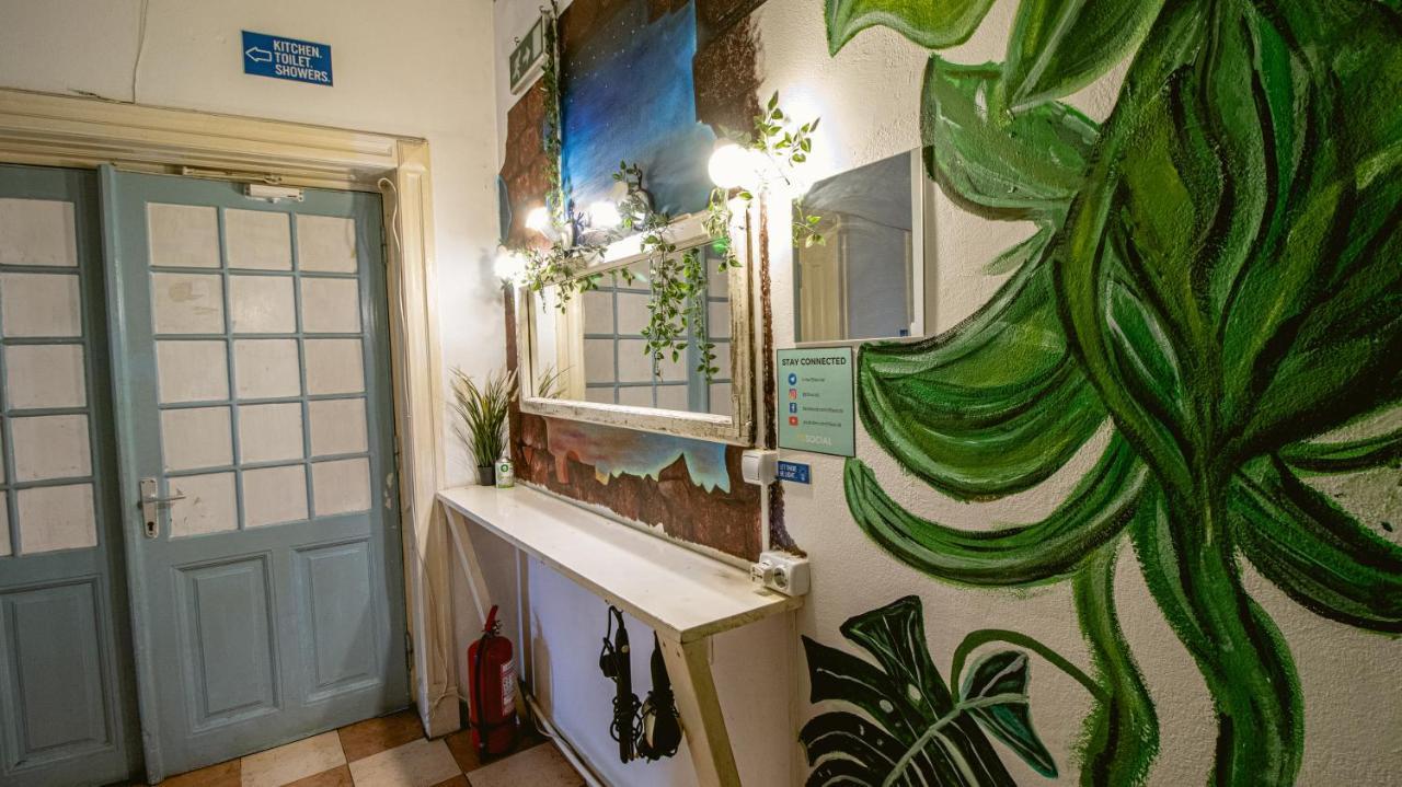 Hostel Podstel Bukarest Exterior foto